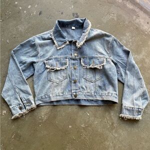 Cropped trendy baggy denim jacket
